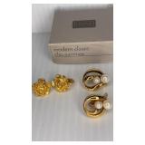 1992 Avon Modern Classic Clip Earrings