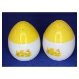 Pair Vtg Avon Shakers