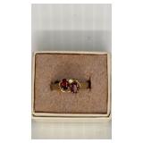 sz 7.75 Ruby Stone Gold Tone Ring