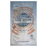 19x36 Larro Chick Builder bag note condition