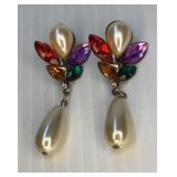 Vtg Clip on Earrings