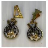 Vtg Clip on Earrings