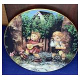 1992  8" Hummel Collector Plate Private Parade