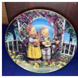 1992  8" Hummel Collector Plate Little Musicians