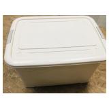 Plastic Storage Tote