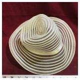 Vintage Ladies Spring Hat