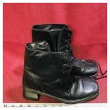 Bastien Brand Ladies Heel Shoes (Size 8)