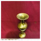 Brass Flower Vase (Vintage) (7 3/4' Tall)