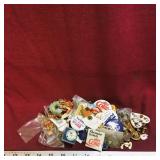 Lot Of Vintage Pins & Buttons