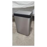 Kohler 13gl Sensor Trash Can - Appears New