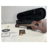 Martin Tenor Ukulele Kamakawiwo Model w/Case