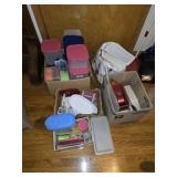 Assorted Plastic Ware