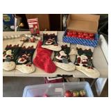 Christmas Decorations, Stockings w/Tote