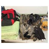 Insulated Hunting Bibs XL, Gloves, Blanket, Tote