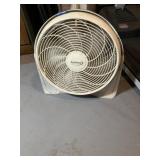 18ï¿½ Floor Fan - Tested