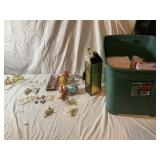 Christmas Tree Decorations w/Tote