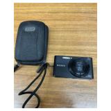 Sony 20.1 MegaPixel Camera w/Case