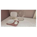 Serving Tray, Milkglass Bowl, Creamers