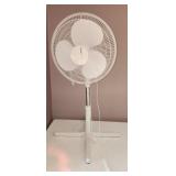 Pedestal Fan, Hurrican Lamp