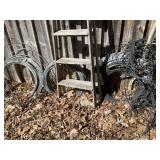 Aluminum/Galvanized Wire - 3 Rolls, Ladder