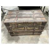 Vintage Wooden Ocean Crossing Chest 30x21x17
