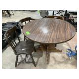 Round Wooden Kitchen Table w/3 Chairs - 42"