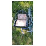 Hang On Tree Stand w/16