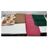 Table Cloths Pot Holders & Napkins