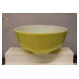 Vintage Pyrex Mixing Bowl 10"