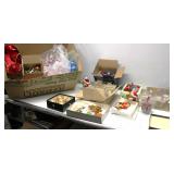 Vintage Christmas Home Decor & Ornaments