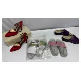 New Womans Shoes size 7W  5 Pair