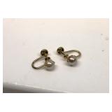 10K Gold Pearl Earrings