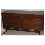 Broyhill Brasilia MCM walnut Dresser 6 Drawers