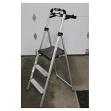 Rubber Maid Step Ladder