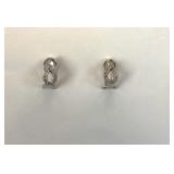 10K White Gold Diamond Earrings