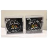 autographed Chicago Blackhawks hockey pucks set 2