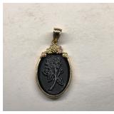 10K Gold Onyx Carved Rose Pendant