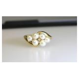 10K Gold Pearl & Diamond Ring size 9