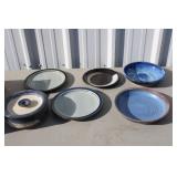 Soneware Dishes some signed Lot