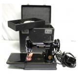 Vintage Singer Featherweight Sewing Machine