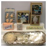 Vintage Vanity Bath Items Lot