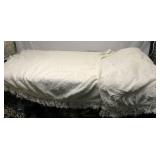 Mid Century White Chenille Bedspread Full Size
