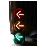 Street Light Arrows 44' T 14'W ( Works )