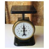 Antique American Family Scale