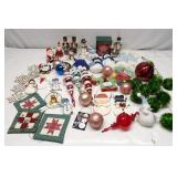 Vintage Christmas Items Lot