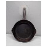 Griswold #5 Cast Iron Pan