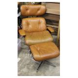 Mid Century Leather Plycraft Lounge Chair Ottoman