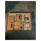 Lady Buxton travel set