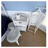 5 piece White Wicker Set