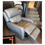 Lot 12-2 Rocking Recliners 32Wx39Hx39D
